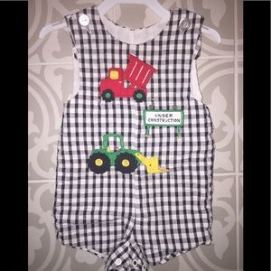 Kelly’s Kids Jon Jon size-12m